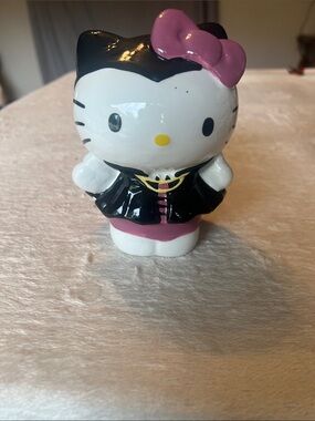 Sanrio Hello Kitty Ceramic Figurine in Pink, Black & White